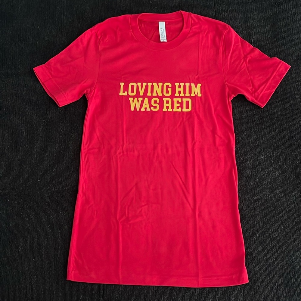 Taylor Swift loving him was red Kansas City chiefs Super Bowl tshirt XS NWOT